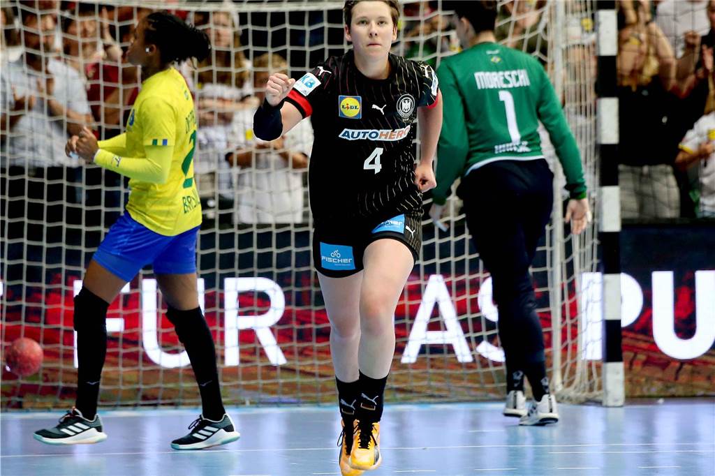 Die besten Fotos der Handball-Länderspiele in der Westfalenhalle in Dortmund. 