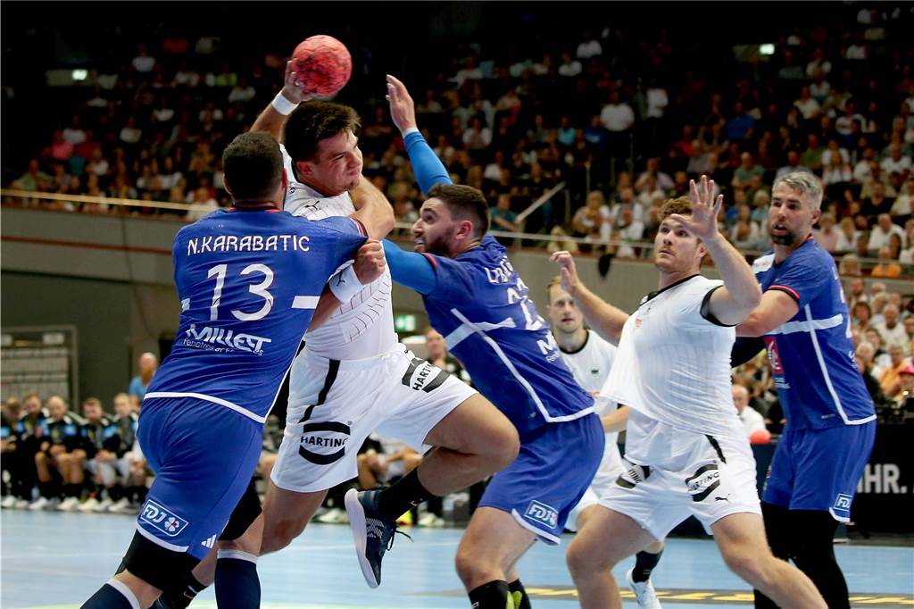 Die besten Fotos der Handball-Länderspiele in der Westfalenhalle in Dortmund. 