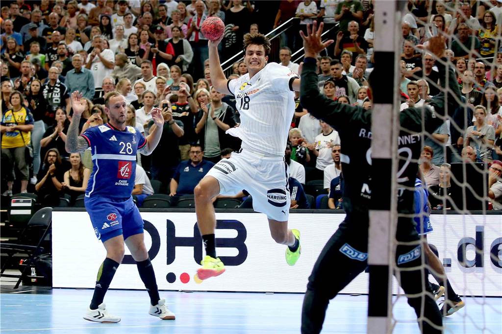 Die besten Fotos der Handball-Länderspiele in der Westfalenhalle in Dortmund. 