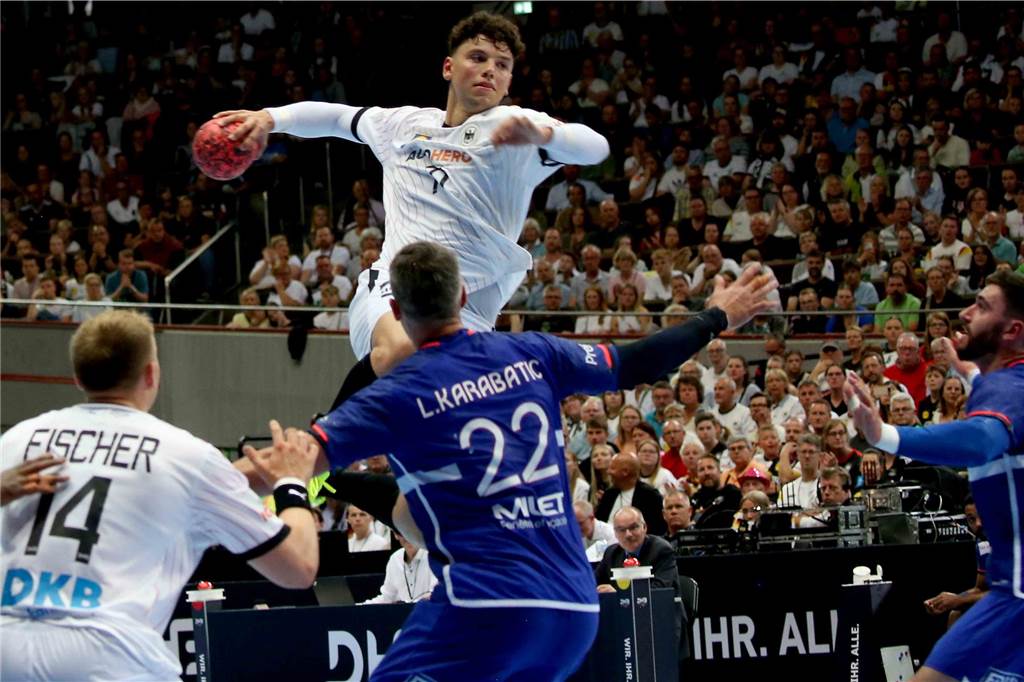 Die besten Fotos der Handball-Länderspiele in der Westfalenhalle in Dortmund. 