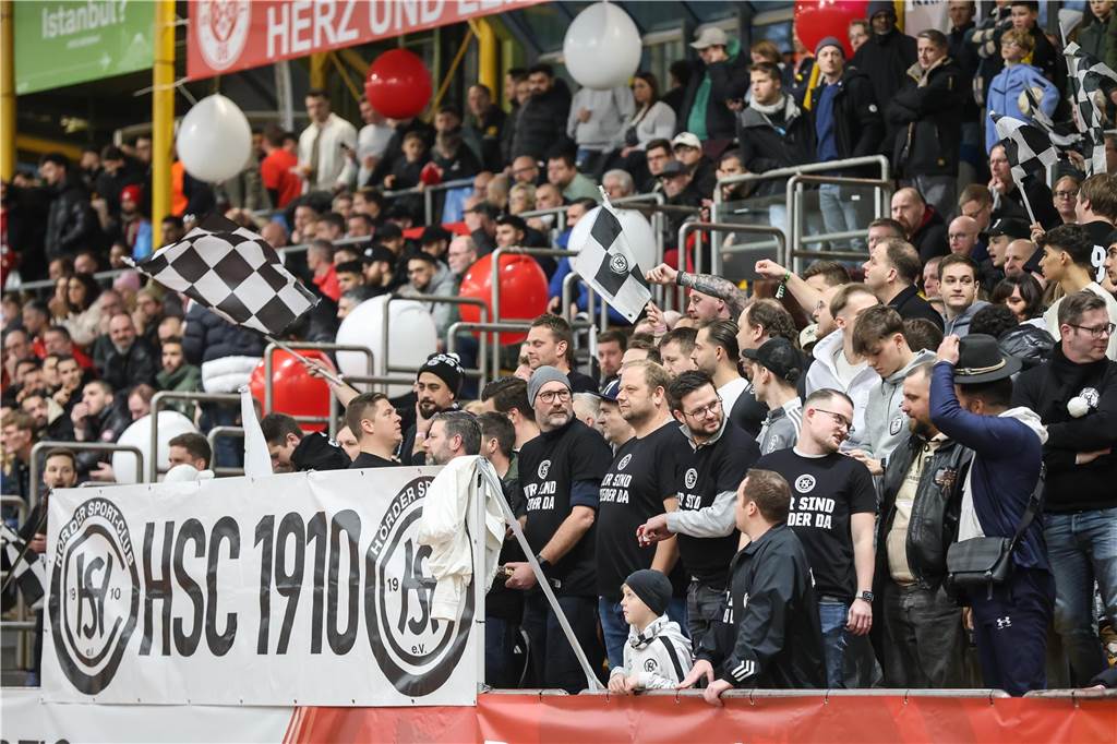 Die besten Fotos vom ersten Endrundentag der Dortmunder Hallenstadtmeisterschaft.