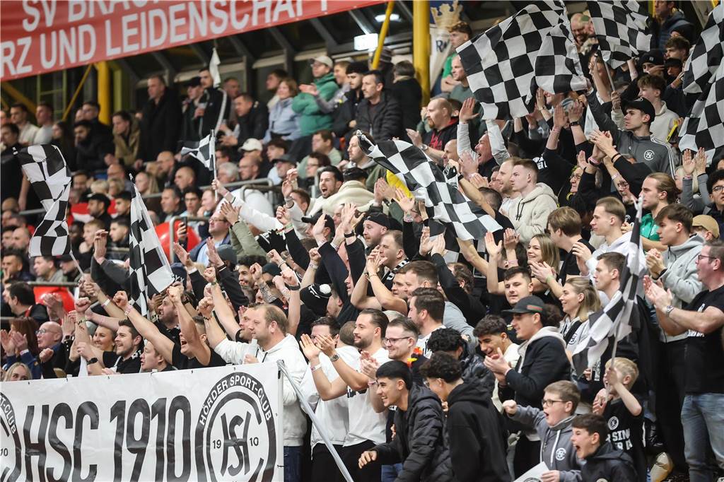 Die besten Fotos vom ersten Endrundentag der Dortmunder Hallenstadtmeisterschaft.