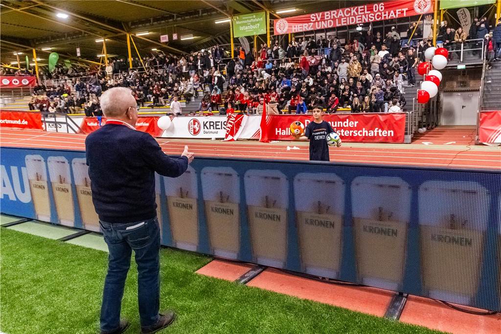 Die besten Fotos vom ersten Endrundentag der Dortmunder Hallenstadtmeisterschaft.
