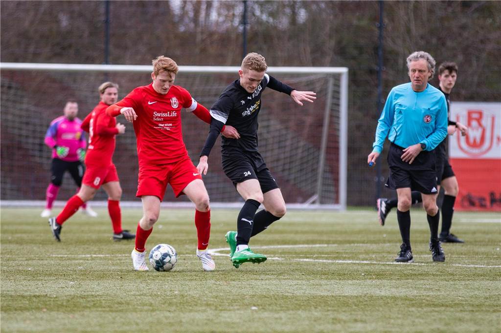 Die besten Fotos vom Fußball-Wochenende.