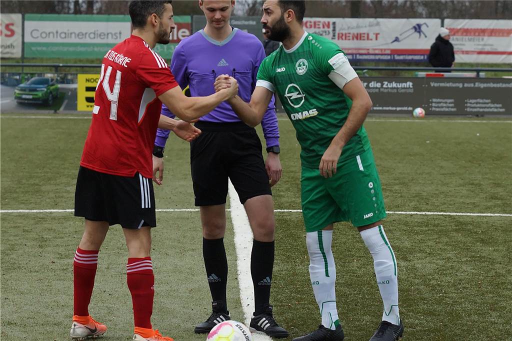 Die besten Fotos vom Fußball-Wochenende.