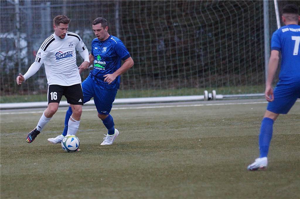 Die besten Fotos vom Fußball-Wochenende.