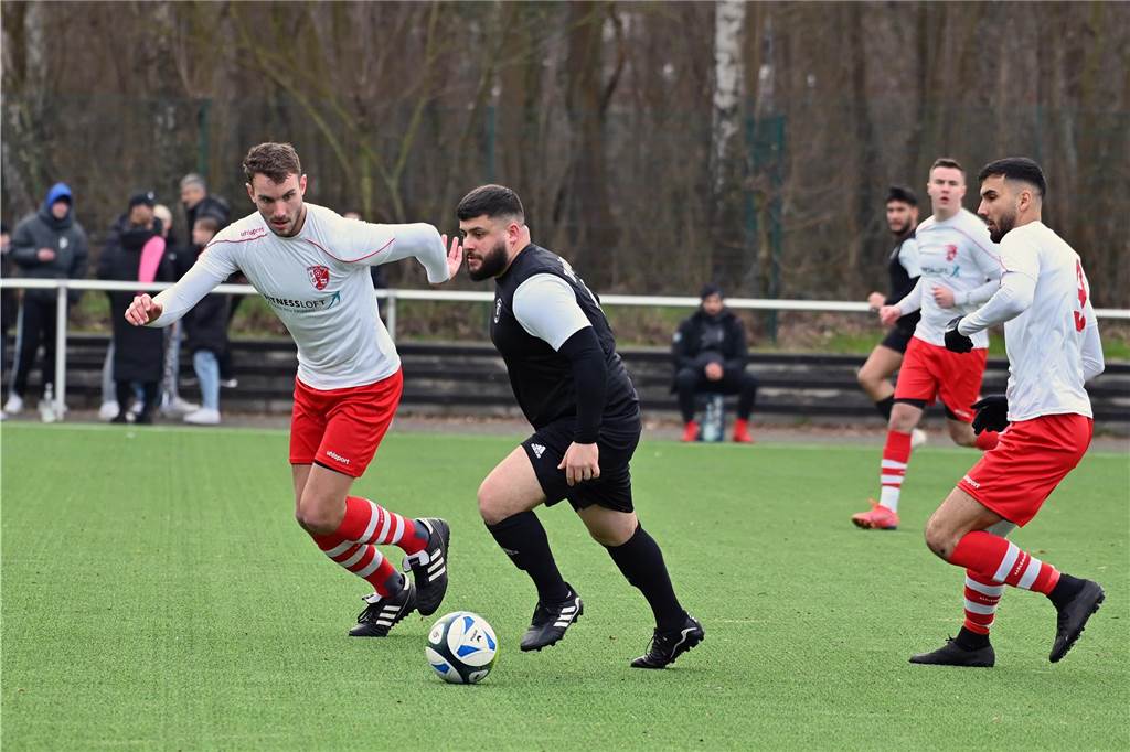 Die besten Fotos vom Fußball-Wochenende.