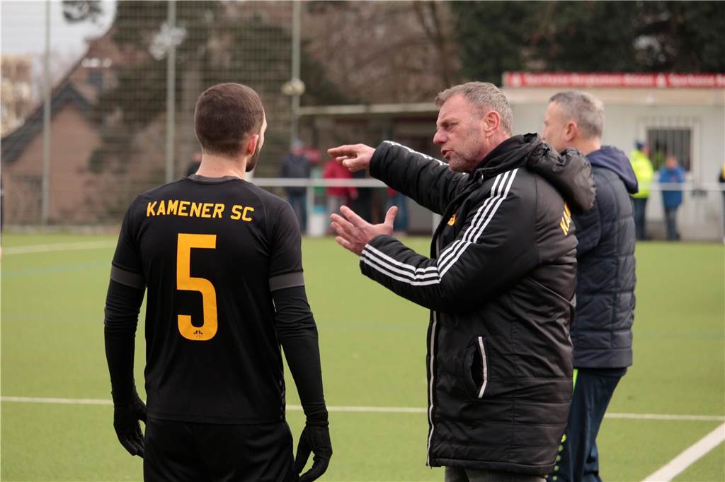 Die besten Fotos vom Fußball-Wochenende.