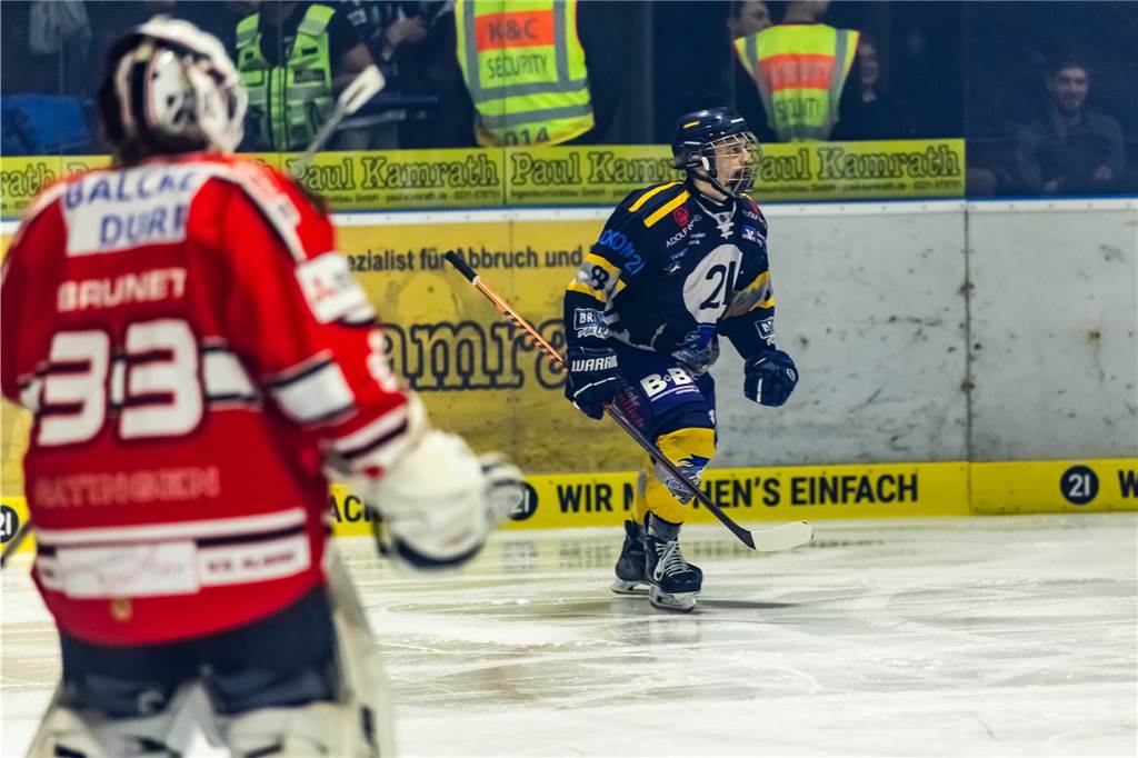 Die besten Fotos vom Showdown der Eisadler Dortmund gegen die Ratinger Ice Aliens.