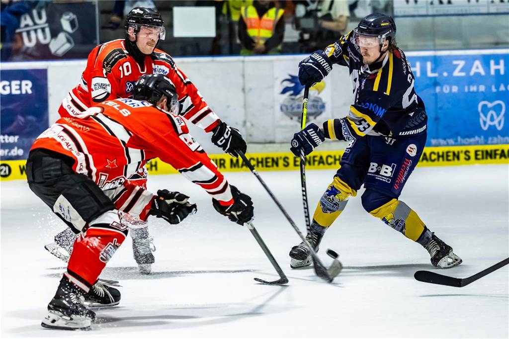 Die besten Fotos vom Showdown der Eisadler Dortmund gegen die Ratinger Ice Aliens.