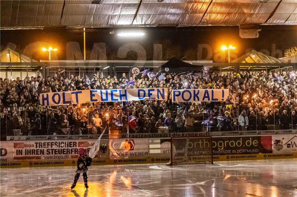 Die besten Fotos vom Showdown der Eisadler Dortmund gegen die Ratinger Ice Aliens.