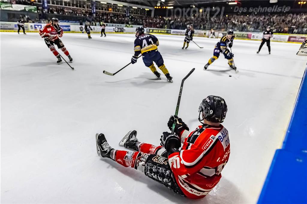 Die besten Fotos vom Showdown der Eisadler Dortmund gegen die Ratinger Ice Aliens.