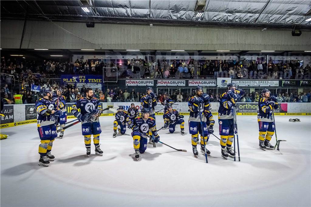 Die besten Fotos vom Showdown der Eisadler Dortmund gegen die Ratinger Ice Aliens.