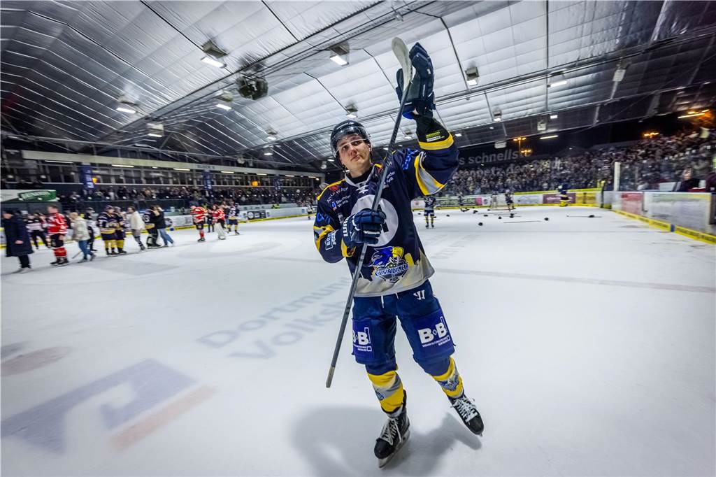 Die besten Fotos vom Showdown der Eisadler Dortmund gegen die Ratinger Ice Aliens.