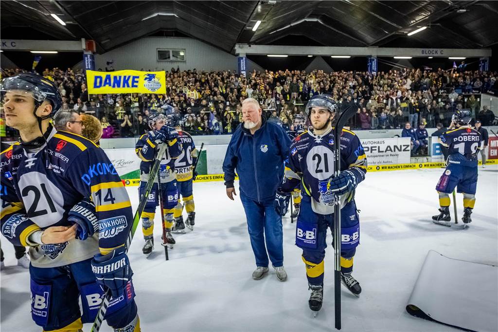 Die besten Fotos vom Showdown der Eisadler Dortmund gegen die Ratinger Ice Aliens.