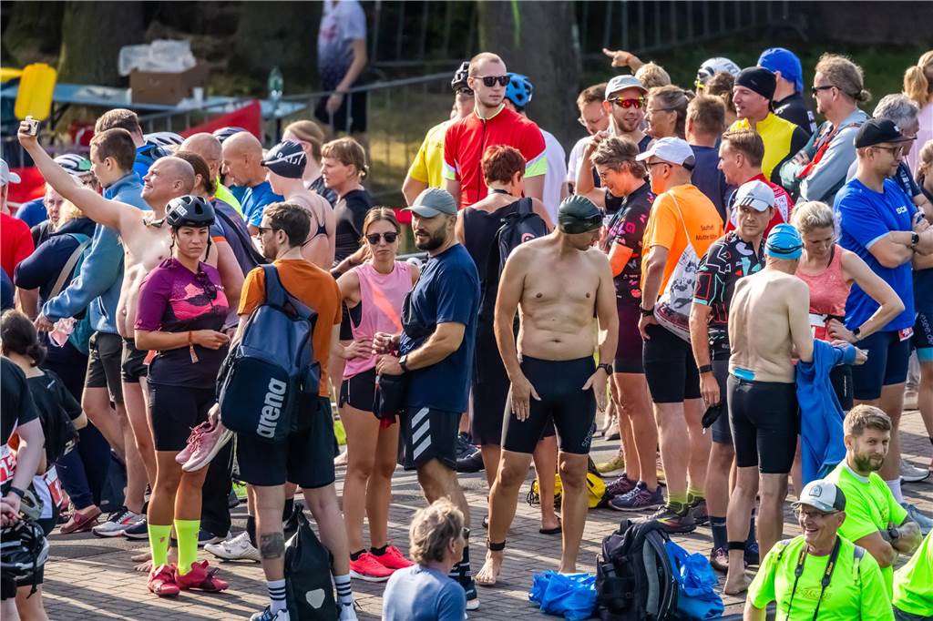 Die besten Fotos vom Triathlon in Dortmund 2024. 
