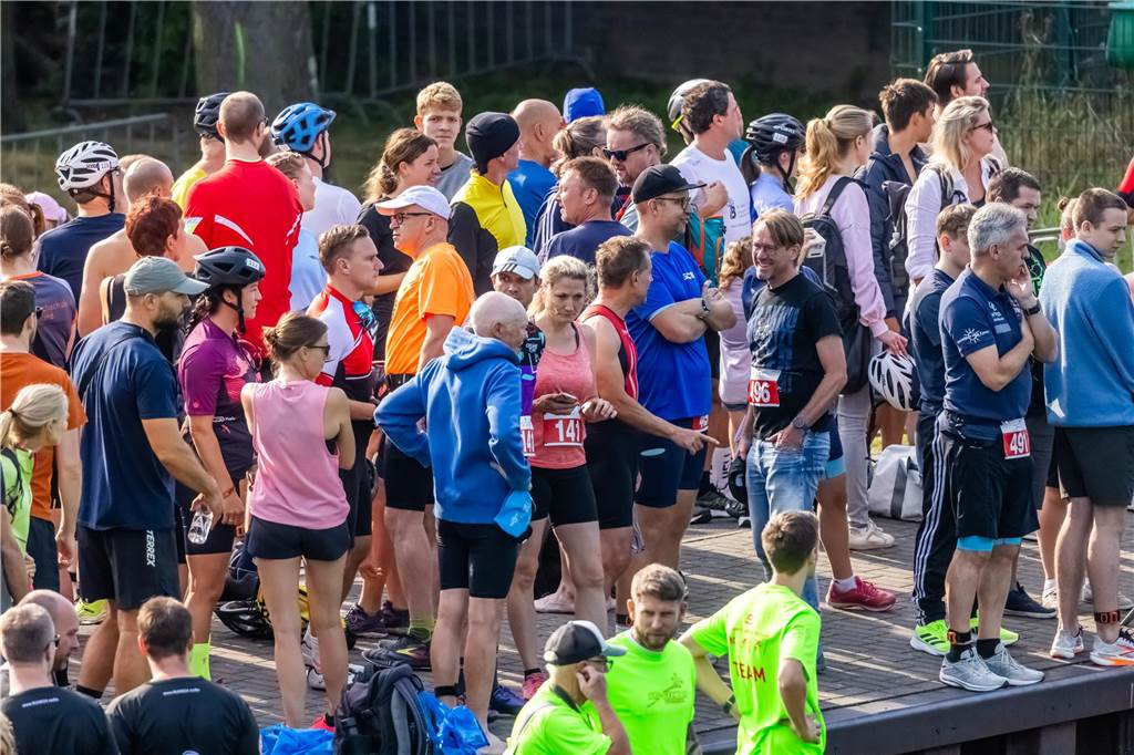 Die besten Fotos vom Triathlon in Dortmund 2024. 