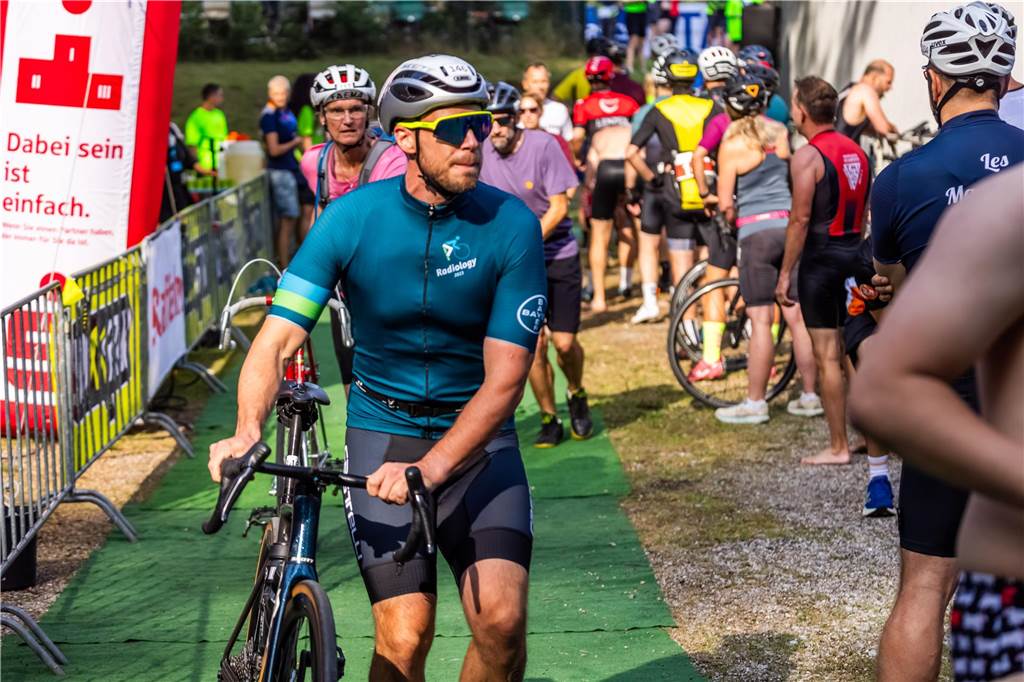 Die besten Fotos vom Triathlon in Dortmund 2024. 