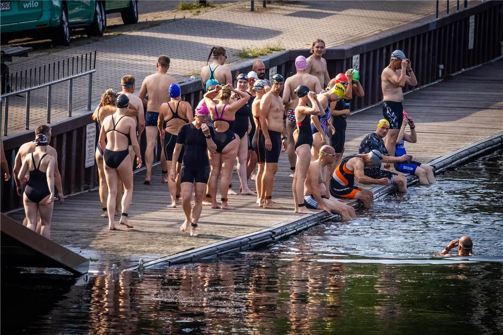 Die besten Fotos vom Triathlon in Dortmund 2024. 