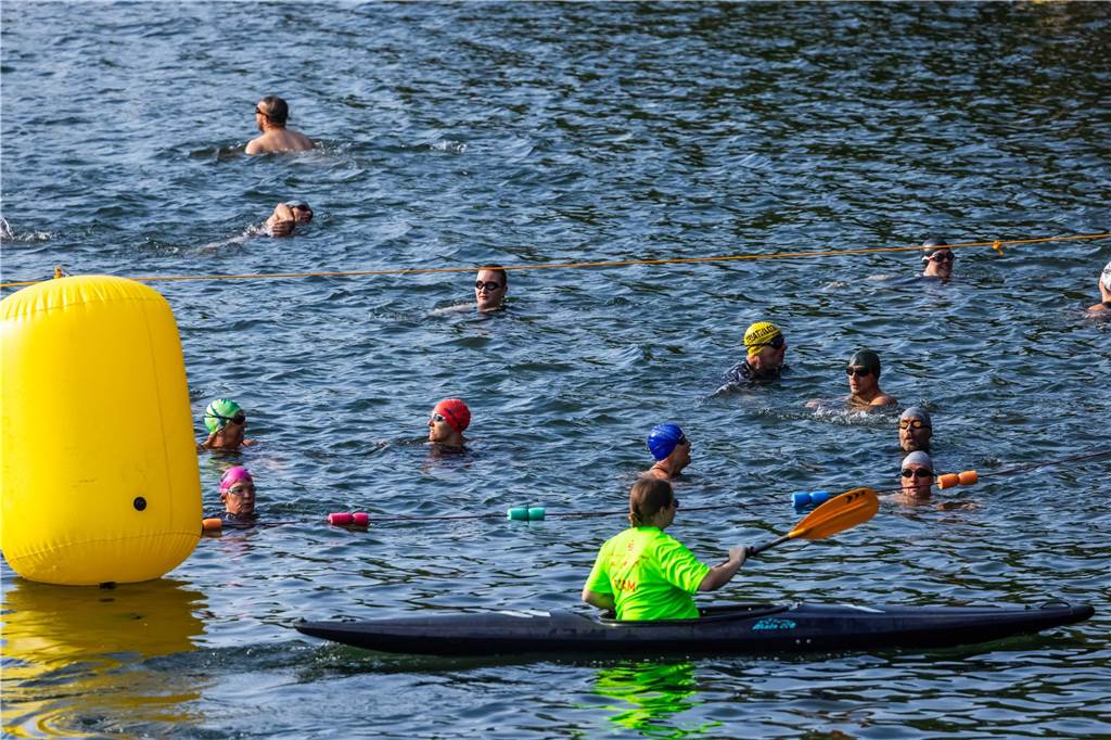 Die besten Fotos vom Triathlon in Dortmund 2024. 