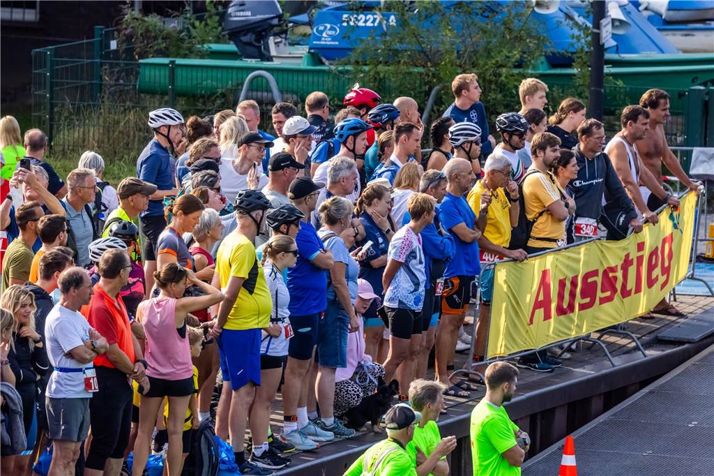 Die besten Fotos vom Triathlon in Dortmund 2024. 
