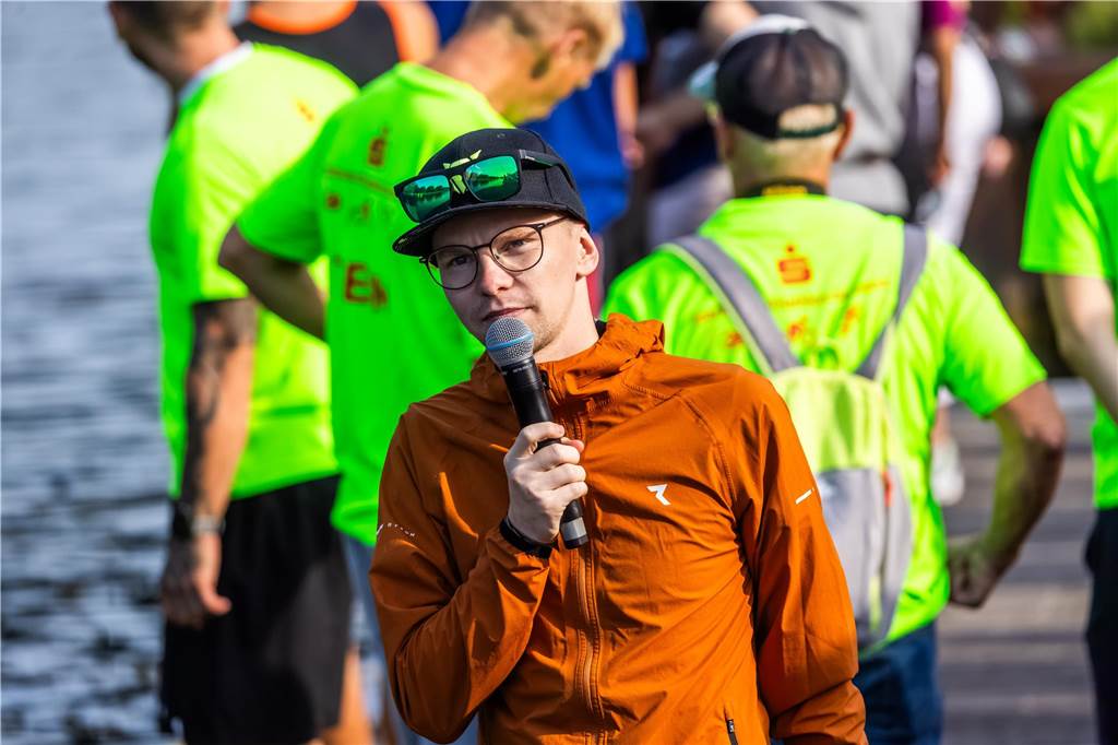 Die besten Fotos vom Triathlon in Dortmund 2024. 