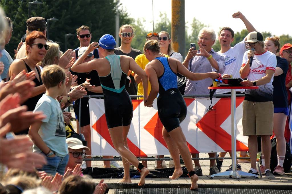 Die besten Fotos vom Triathlon in Dortmund 2024. 