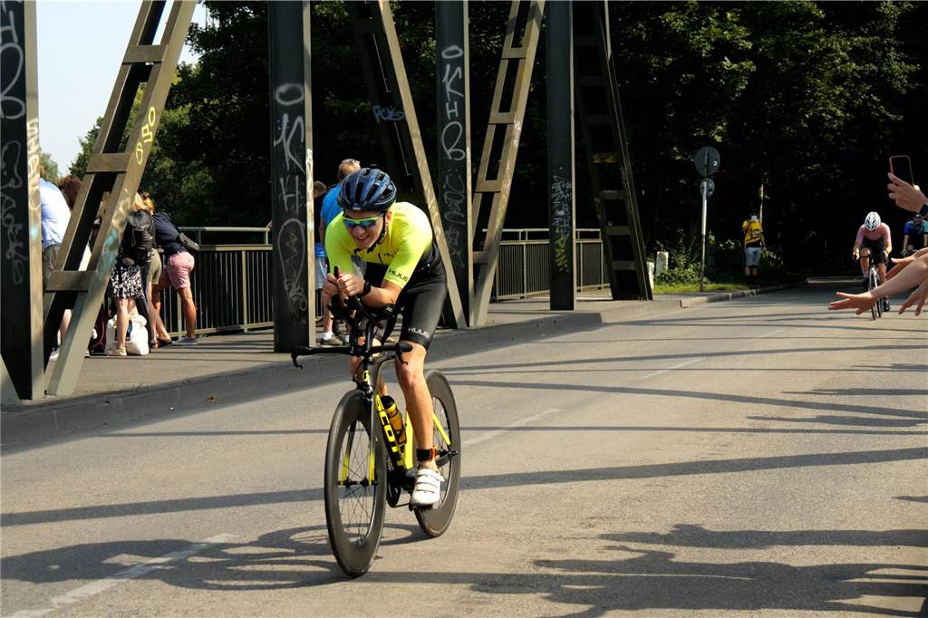 Die besten Fotos vom Triathlon in Dortmund 2024. 