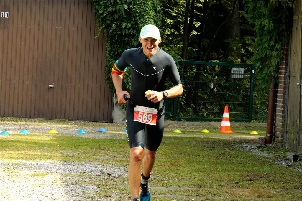 Die besten Fotos vom Triathlon in Dortmund 2024. 