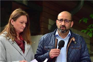 Die Betriebsratsvorsitzende des Gemeinschaftsbetriebs Marl, Adriane Fährmeister (46), und ihr Stellvertreter Ali Simsir (48) werden in der nächsten Woche mit Evonik verhandeln.