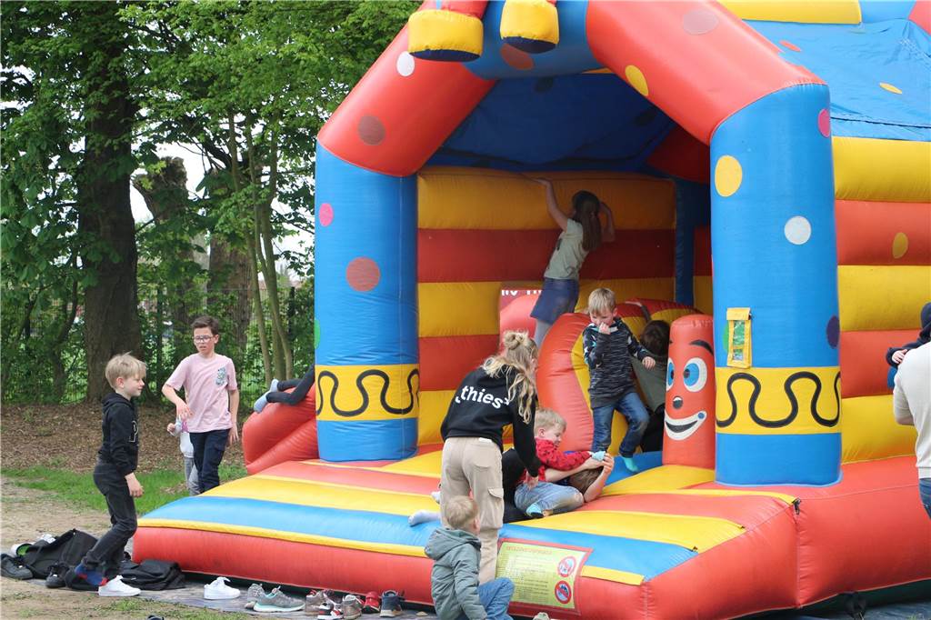 Mountainbike-Event: Höhenflüge am 1. Mai auf dem Sport Campus Hüpfburg