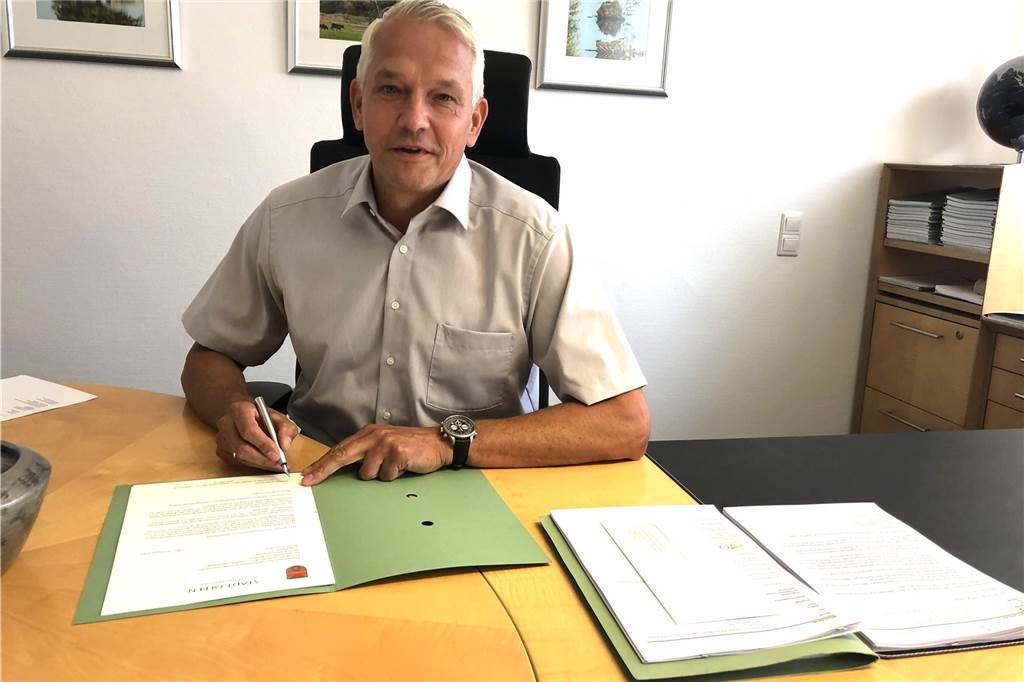 Neue Flüchtlingsunterkünfte: Erste Bewohner ziehen Mitte April ein Die Bewohner der neuen Flüchtlingsunterkünfte am Vinnumer Landweg werden nach und nach einziehen, sagt Olfens Bürgermeister Wilhelm Sendermann.