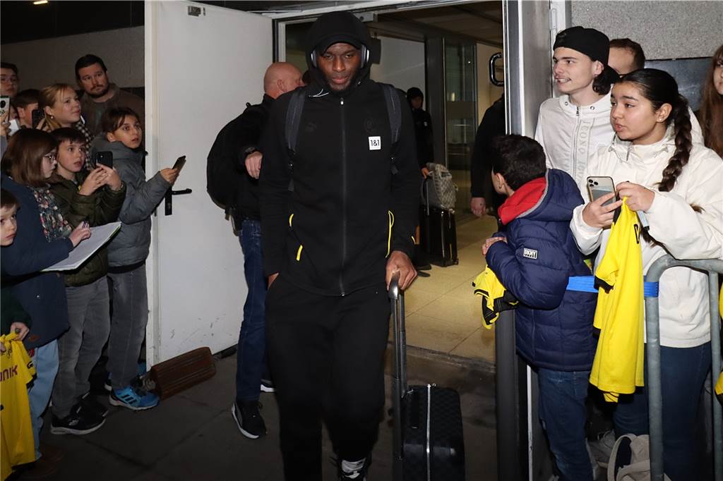 Die Bilder der BVB-Rückkehr aus Spanien.