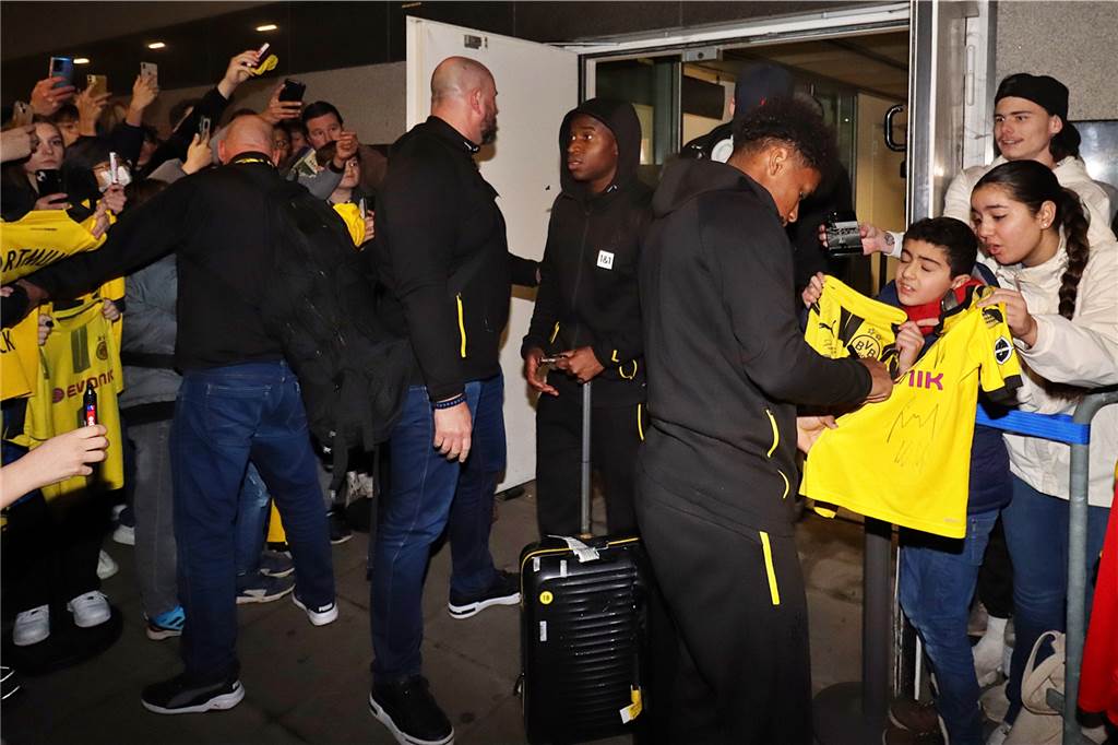 Die Bilder der BVB-Rückkehr aus Spanien.