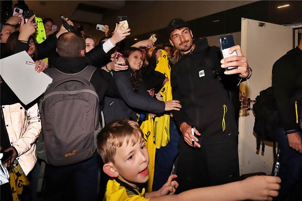 Die Bilder der BVB-Rückkehr aus Spanien.