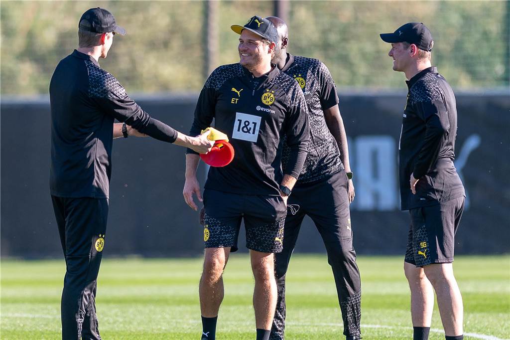 Erstes BVB-Training in Marbella: Nuri Sahin und Sven Bender geben direkt den Ton an Die Bilder des BVB-Trainings in Marbella am 3. Januar.