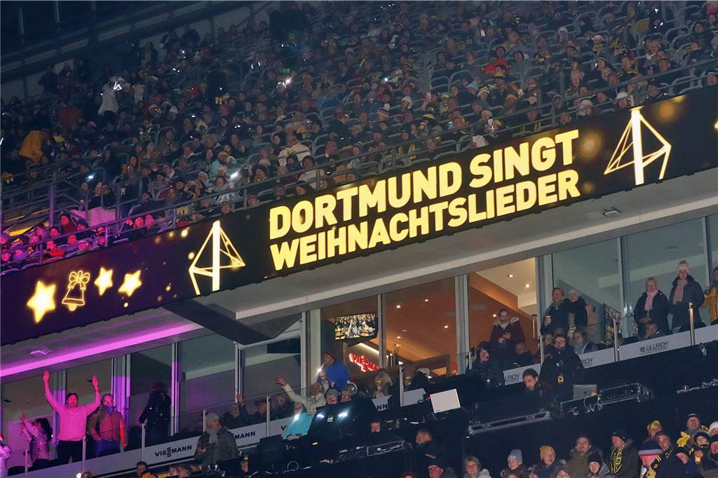 Die Bilder des BVB-Weihnachtssingens im Signal Iduna Park.