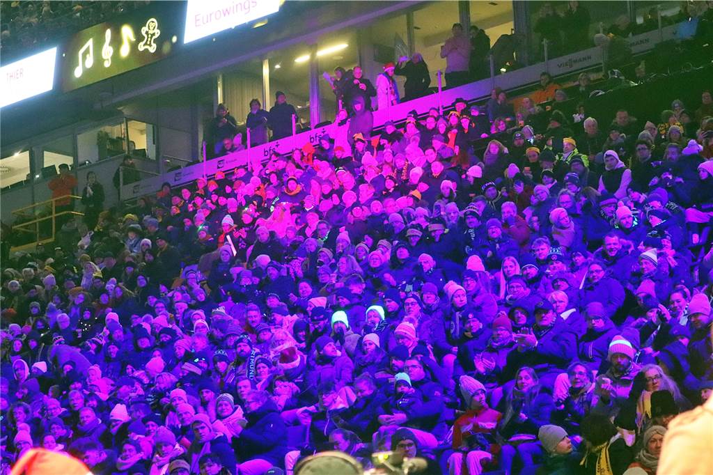 Die Bilder des BVB-Weihnachtssingens im Signal Iduna Park.