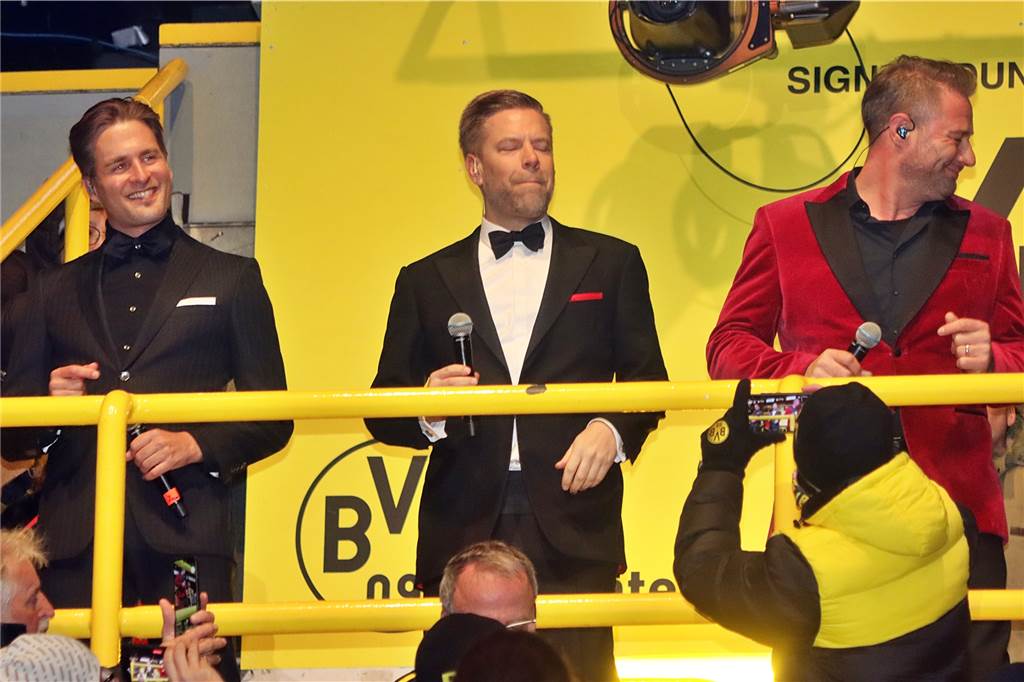 Die Bilder des BVB-Weihnachtssingens im Signal Iduna Park.