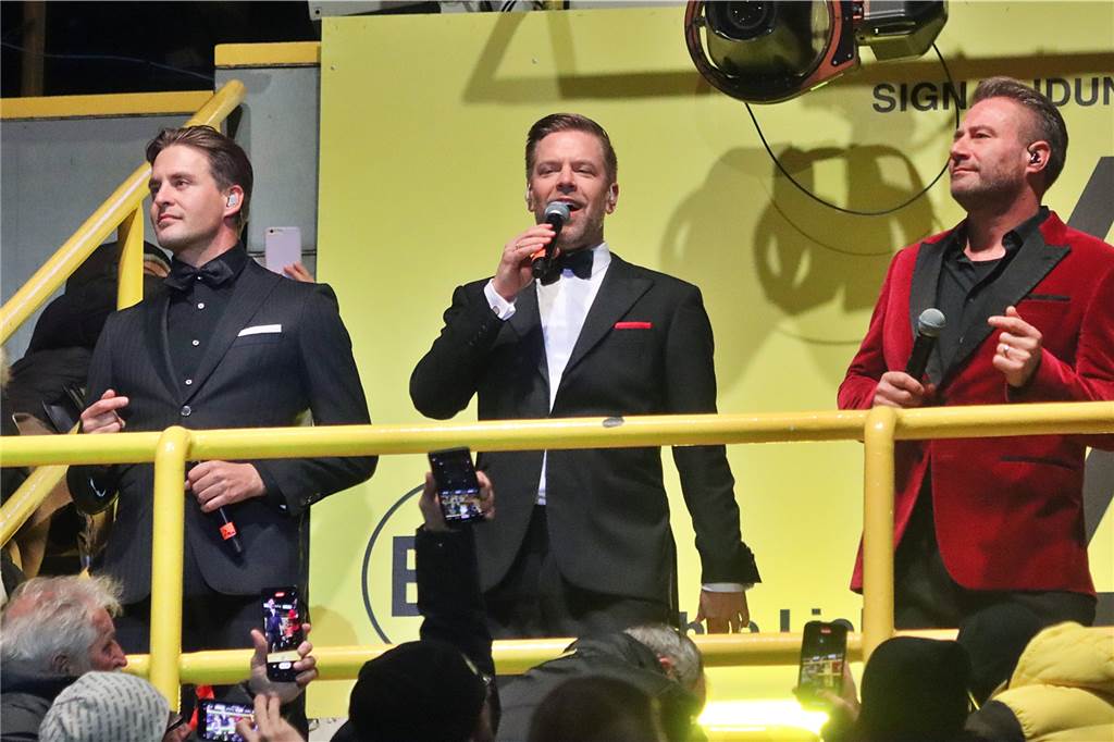 Die Bilder des BVB-Weihnachtssingens im Signal Iduna Park.