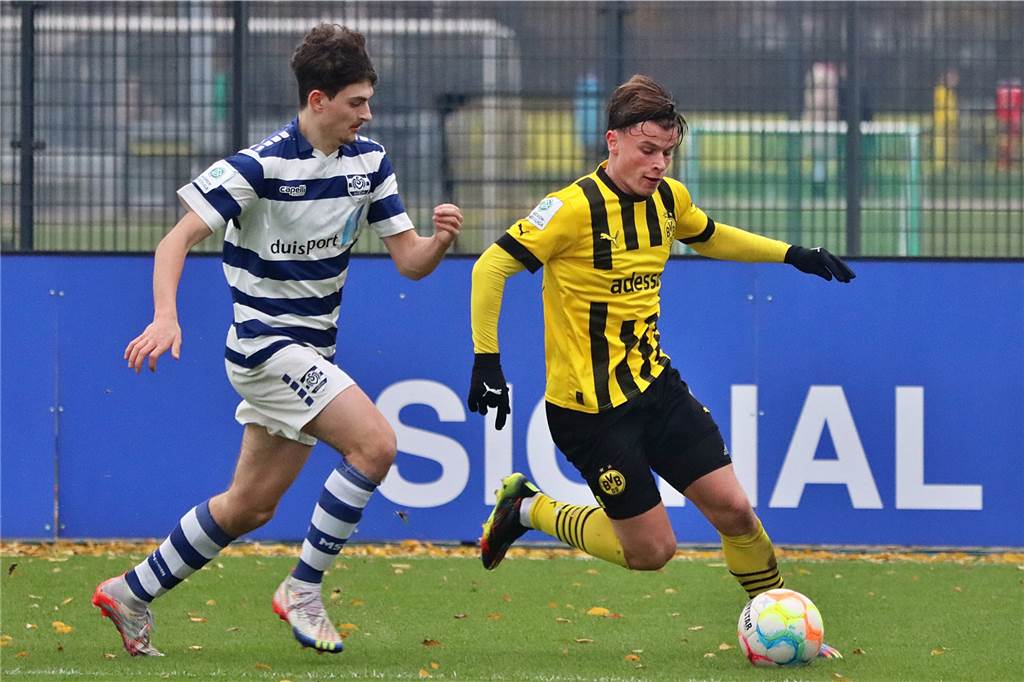 Die Bilder des Heimspiels der BVB-U19 gegen den MSV Duisburg.
