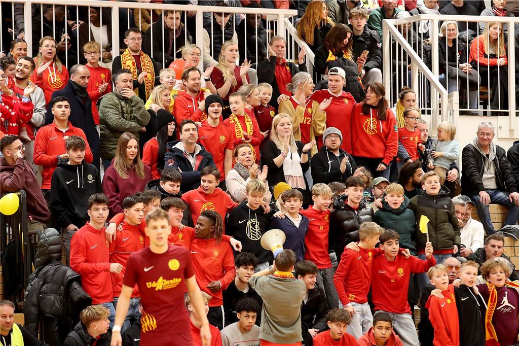 Die Bilder vom HSM-Zwischenrundensamstag aus der Halle Brackel.