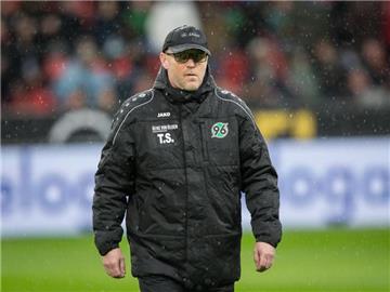 Die bisher in der Rückrunde punktlosen Hannoveraner von Thomas Schaaf müssen zum Auswärtsspiel nach Dortmund. Foto: Maja Hitij
