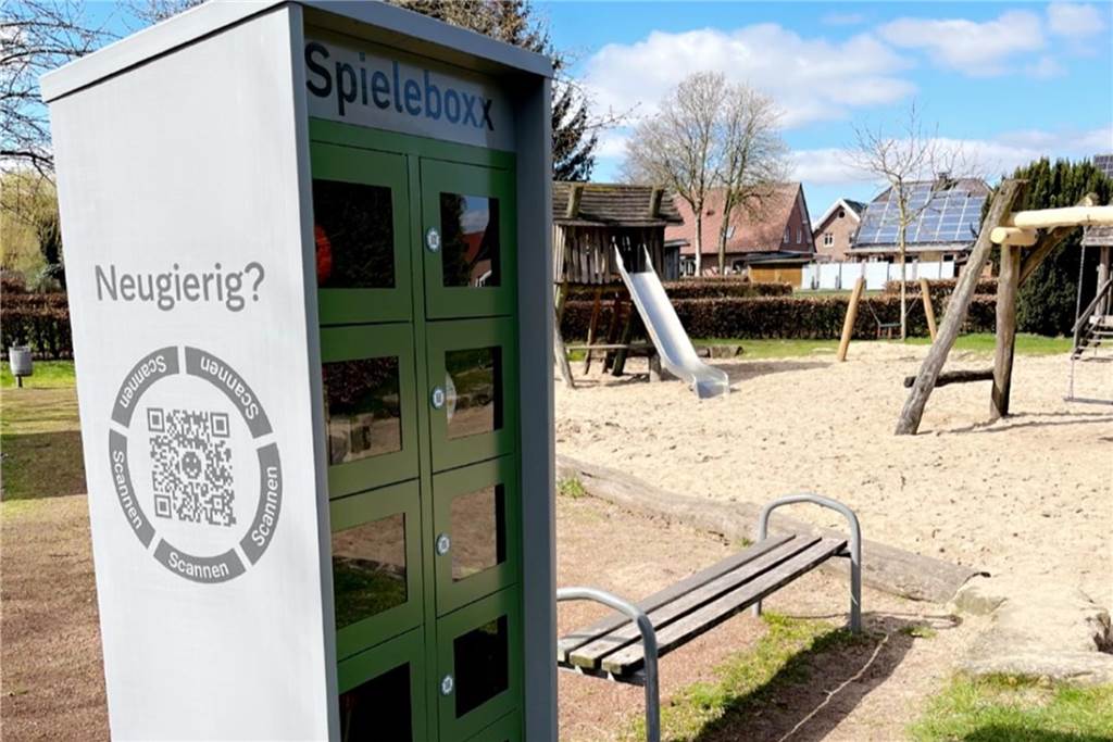 „SpieleBoxx“ in der Stiege: Marco Blömer (24) ist der Macher mit Plan Die bisherigen Ausleihzahlen sprechen eine eindeutige Sprache: Die SpieleBoxx in der Stiege kommt bei den Heekern gut an.