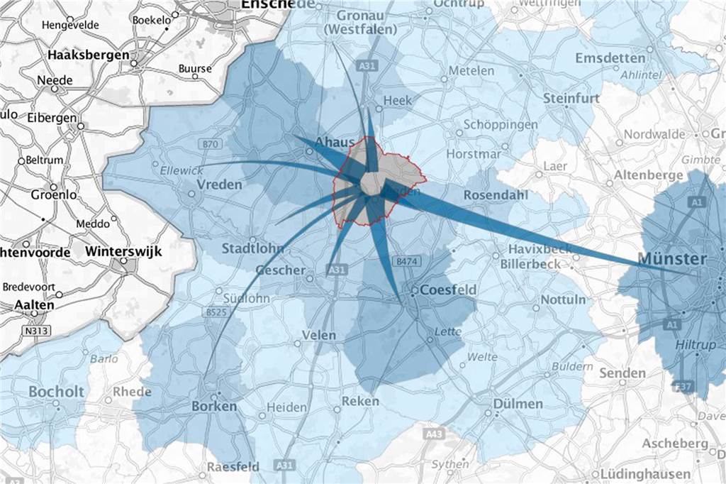 Deutlich mehr Aus- als Einpendler: Kann man diese Zahl beeinflussen? Karte mit blauen Pfeilen.
