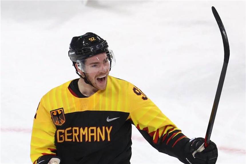 Silbergewinner Noebels mit Chance auf Wechsel in die NHL Die Boston Bruins haben Interesse an Nationalspieler Marcel Noebels von den Eisbären Berlin. Foto: Mike Egerton/Press Association