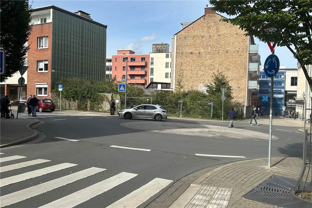 Stadt richtet am Konsumraum weiteren Treffpunkt für Drogensüchtige ein Blick auf die Brachfläche an der Ecke Martinstraße/Grafenhof in Dortmund, die zur Aufenthaltsfläche für Drogensüchtige werden soll.