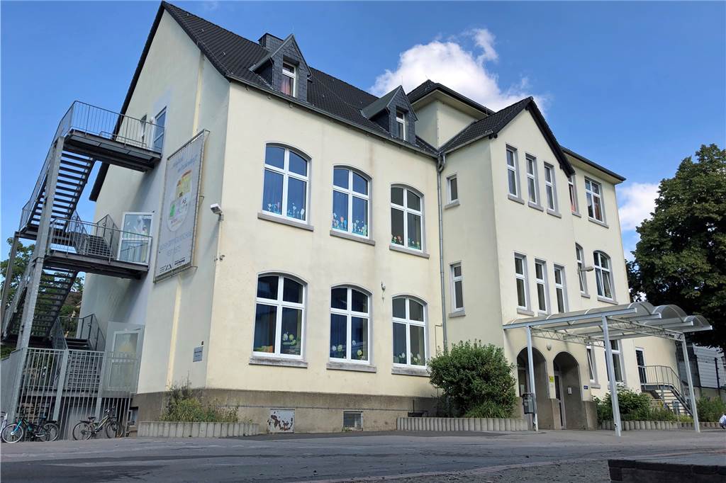 Hombruch: Die nächste Großbaustelle kommt Die Brüder-Grimm-Grundschule an der Leostraße in Hombruch wird für 6 Millionen Euro ausgebaut. Die Bauarbeiten sollen im dritten Quartal 2020 beginnen.