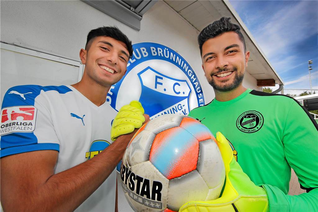 Dortmunds erfolgreichstes Brüderpaar wird bald für mehrere Monate getrennt sein Die Brüder Kerim und Muhammed (rechts) Acil, hier gemeinsam im Trikot des FC Brünninghausen.