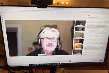 Die Bürgerversammlung zum künftigen Industrie- und Gewerbegebiet fand als Videokonferenz statt. Martin Bauer nahm für das Planungsbüro Planquadrat daran teil. Er gab eine klare Marschrichtung vor für die intensive Nutzung der Fläche.